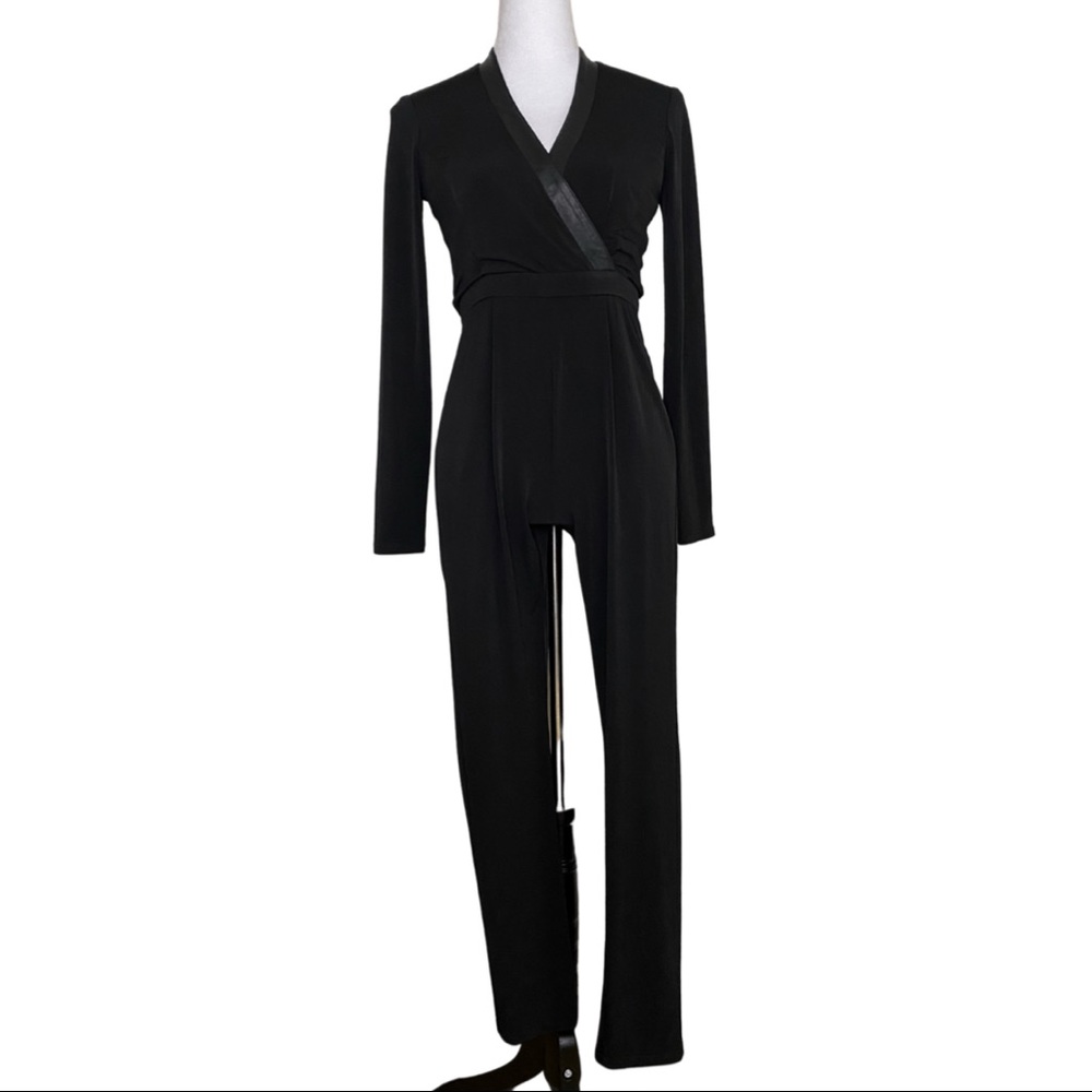 NWT Vince Camuto Black V Neck Jumpsuit Long Sleeve leather Romper Size 0P